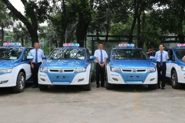 科技賦能出行 深圳首批智能化出租車引領行業(yè)變革